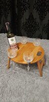 Столик для вина из массива дуба