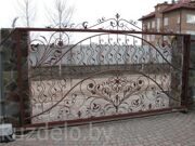 Ворота кованые откатные 11 цена от 250-300 у.е. за м.кв.