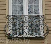 Французский кованый балкон-2  цена 320 у.е. за м.кв.